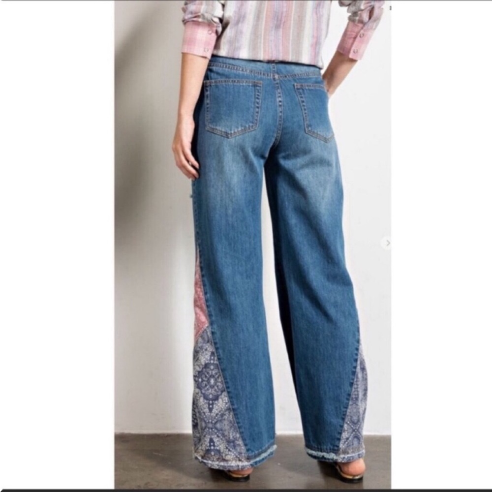 Patchwork Boho Flare Wide Leg Light Washed Denim Jeans - Picture 5 of 8